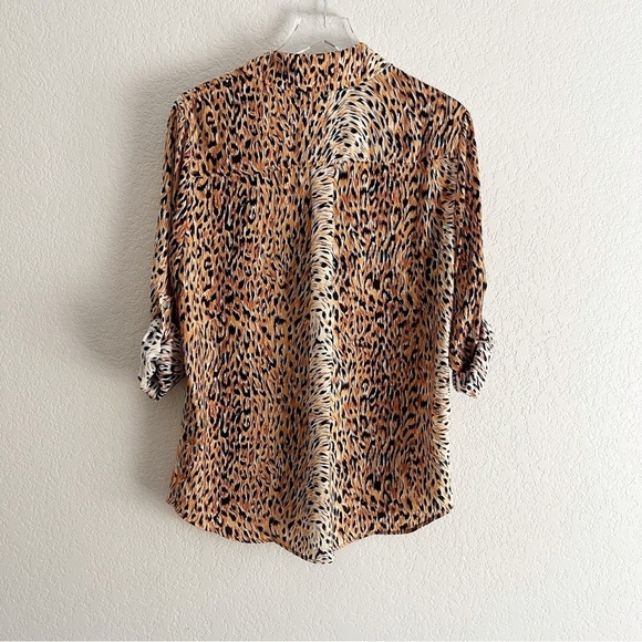 LE SUPERBE Cheetah - Print Walking Safari Shirt - Picture 7 of 13